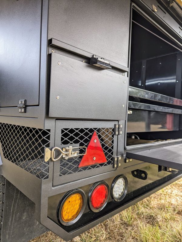 Wallaby Adventure Trailer – Image 18